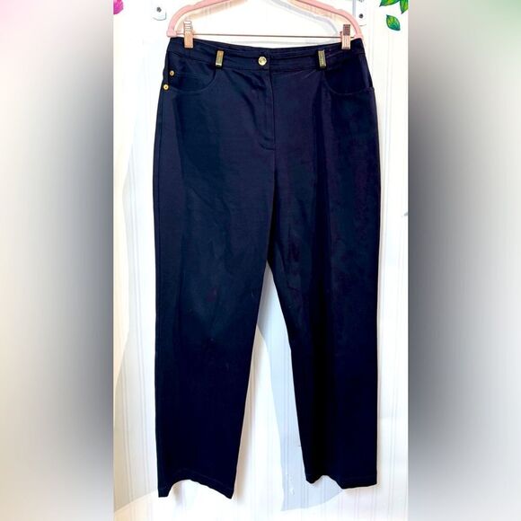 St. John Pants - St.‎ John Elegant Black Women's Pants Sz 10
